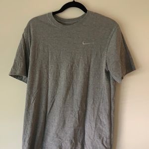Nike T Shirt